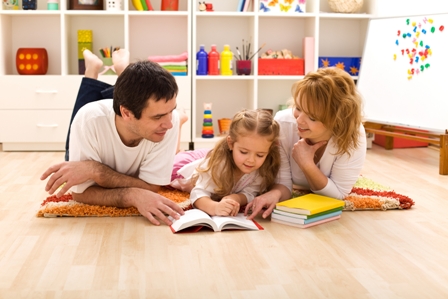 Bí quyết thổi niềm đam mê đọc sách vào con