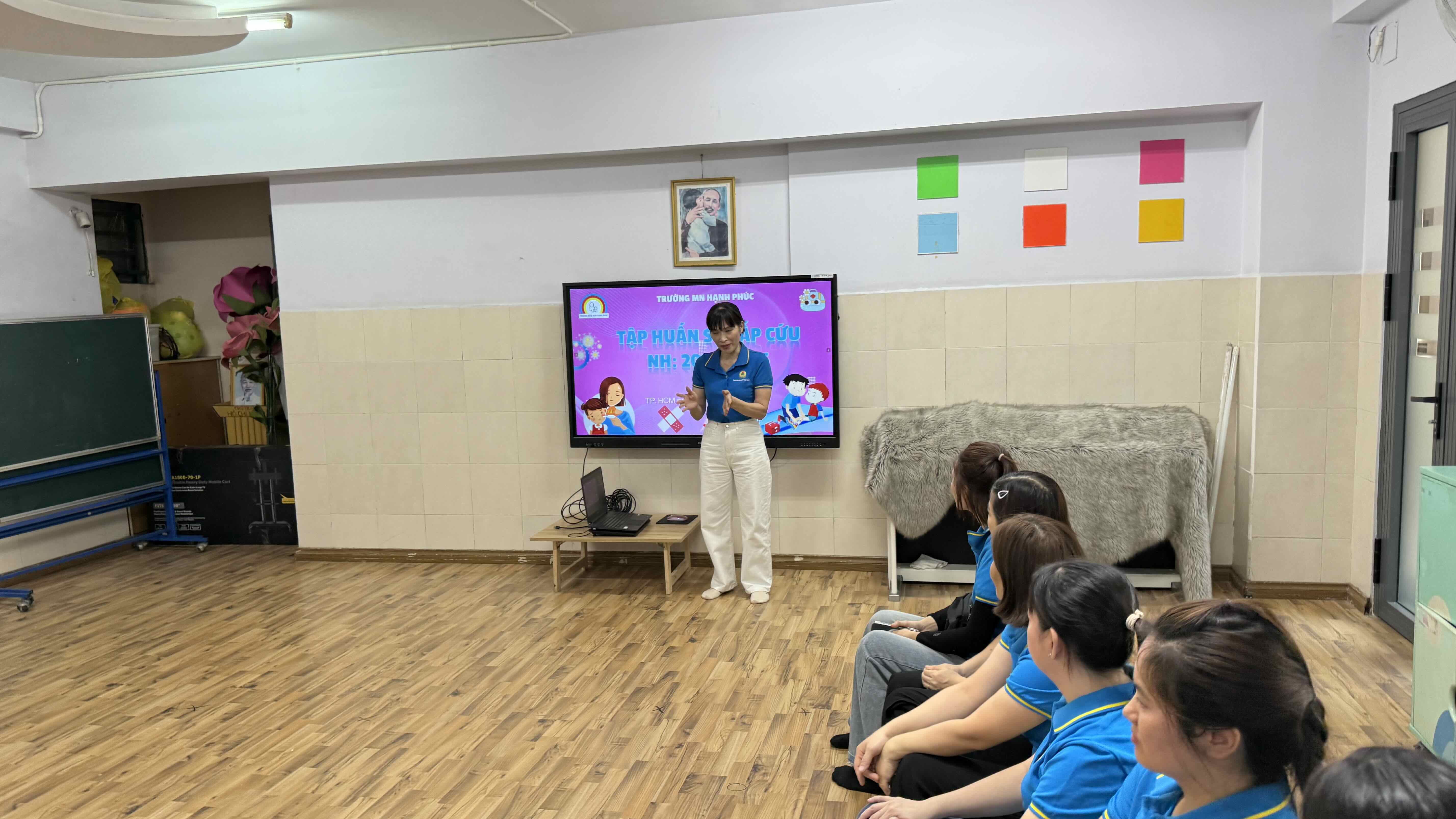 Tập Huấn Sơ Cấp Cứu Năm Học 2025-2026